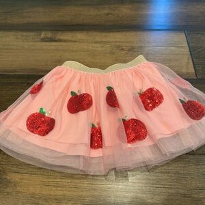 Sweet wink tutu skirt with apples size 2 to 4 years